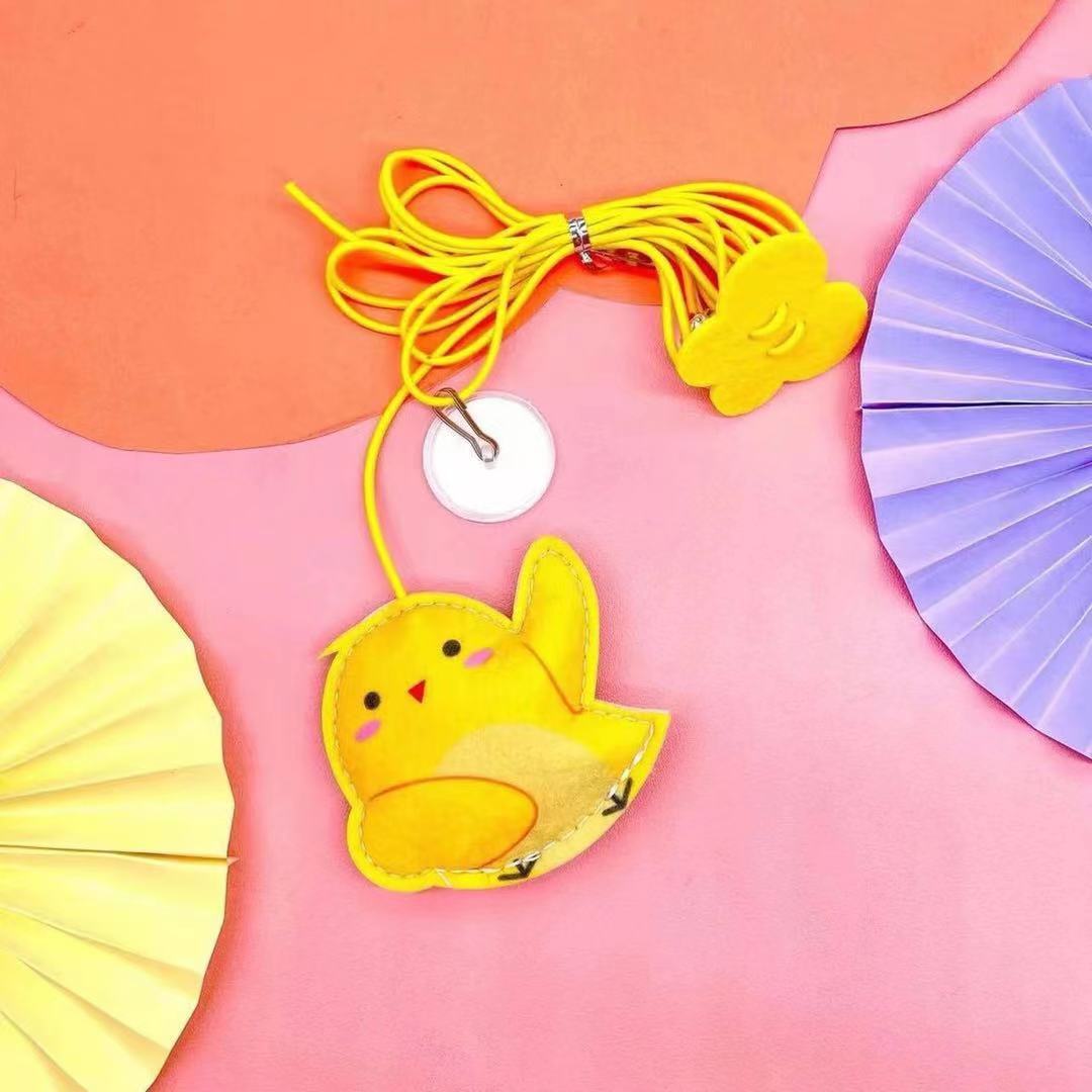 Cat hanging toy